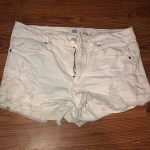 tillys mid rise denim shorts